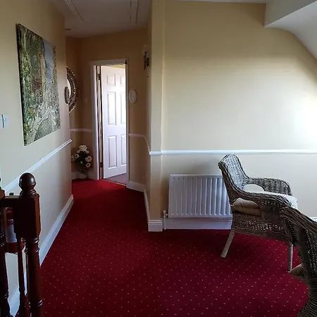 Guest house Westcliff House Waterford