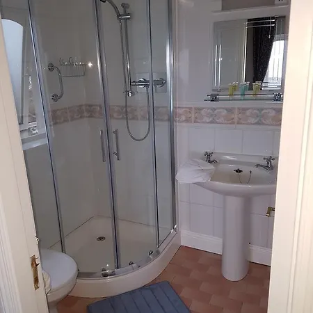 Westcliff House Pensión Waterford